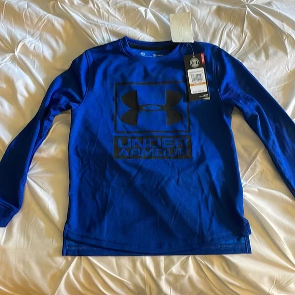UA Long Sleeve size Youth Small - Picture 1 of 3